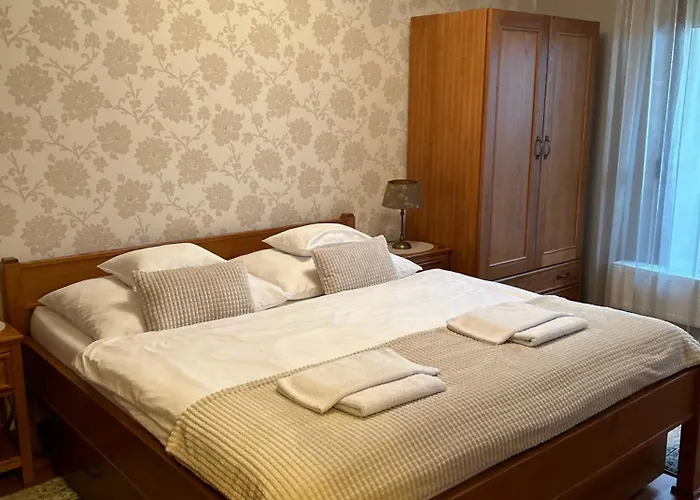 Apartment Danube Terrace Elegant With 2 Bedroom And Private Parking Budapest