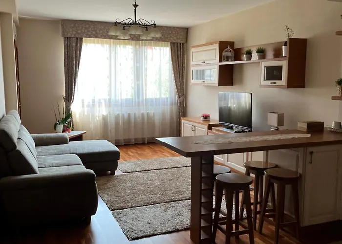 Danube Terrace Elegant With 2 Bedroom And Private Parking Apartamento Budapest